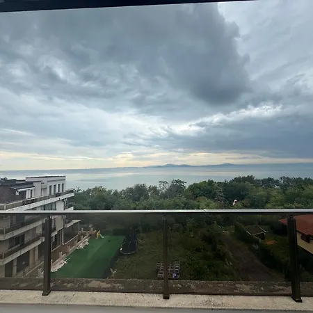 Luxury With A View Of The Bay